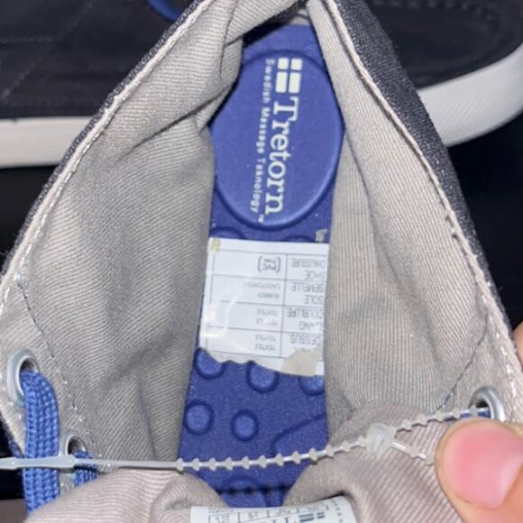 NWT Tretorn Canvas Sneakers - Picture 6 of 6